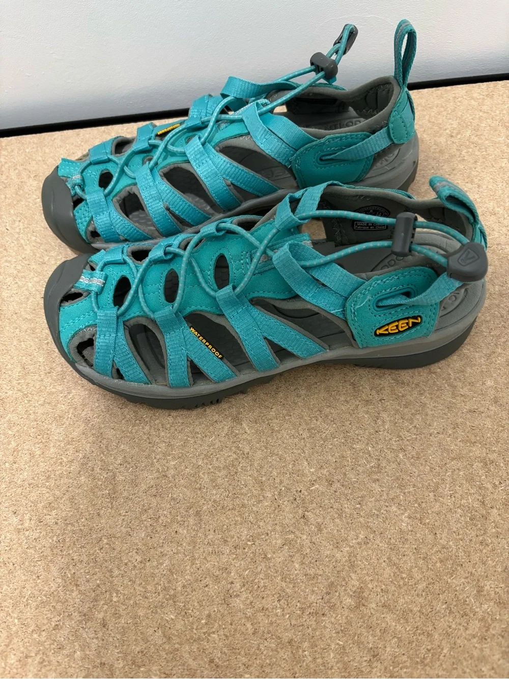 KEEN Whisper Waterproof Hiking Sandals Women’s Size 6 Teal Gray Closed Toe